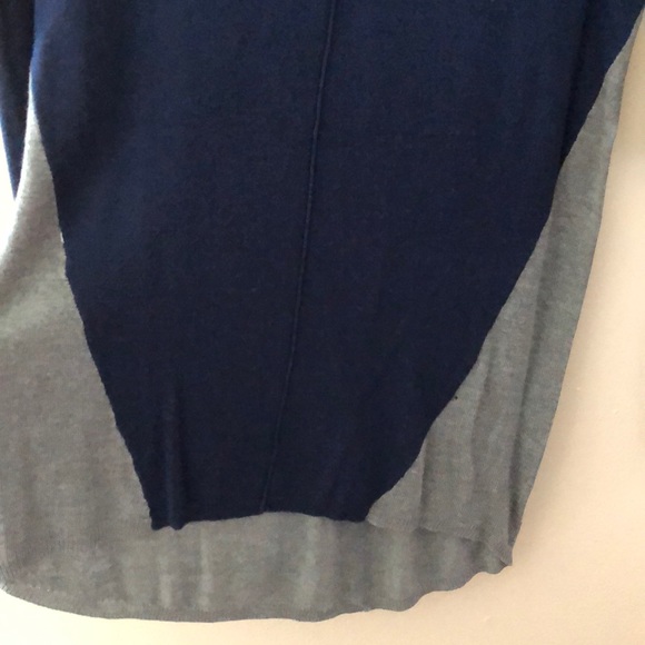 a.n.a Women’s Top Navy Gray Size S New - Picture 4 of 7